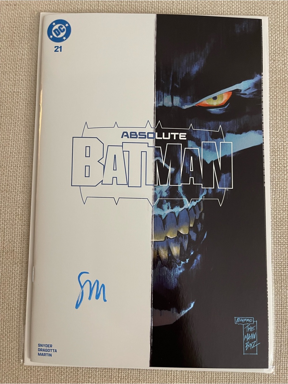 ABSOLUTE BATMAN #21 One Stop Foil Variant signed by SETH MANN W/ COA! NM+